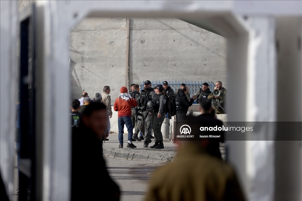 ممانعت نظامیان اسرائیل از ورود نمازگزاران به مسجدالاقصی