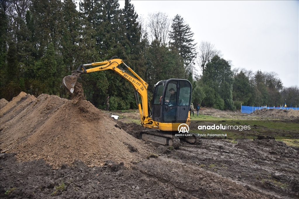 Lviv'de 1.Dünya Savaşı'nda hayatını kaybeden askerlerin mezarı bulundu