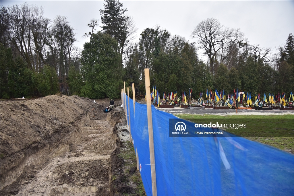 Lviv'de 1.Dünya Savaşı'nda hayatını kaybeden askerlerin mezarı bulundu