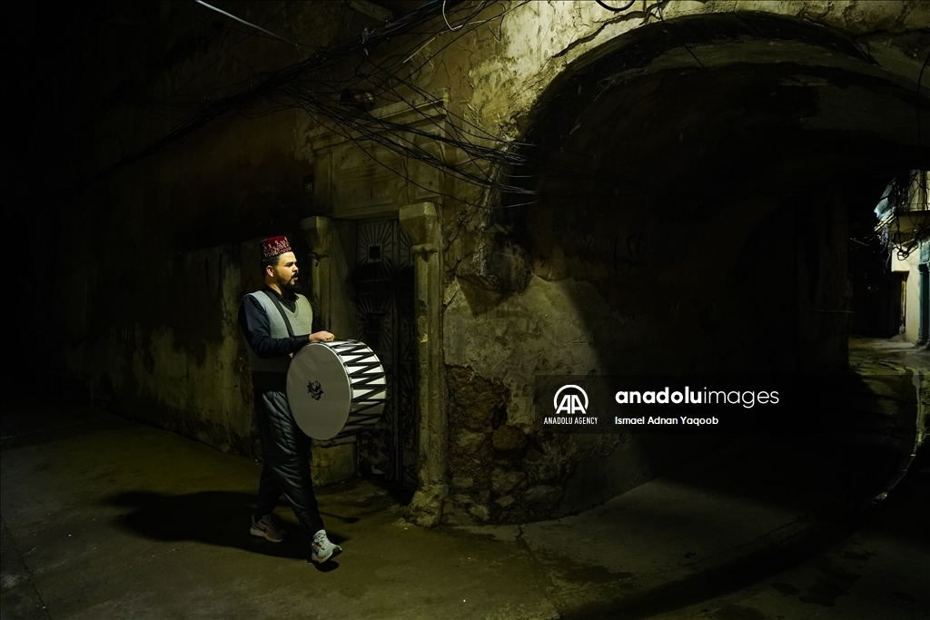 Ramadan drummer in Iraq