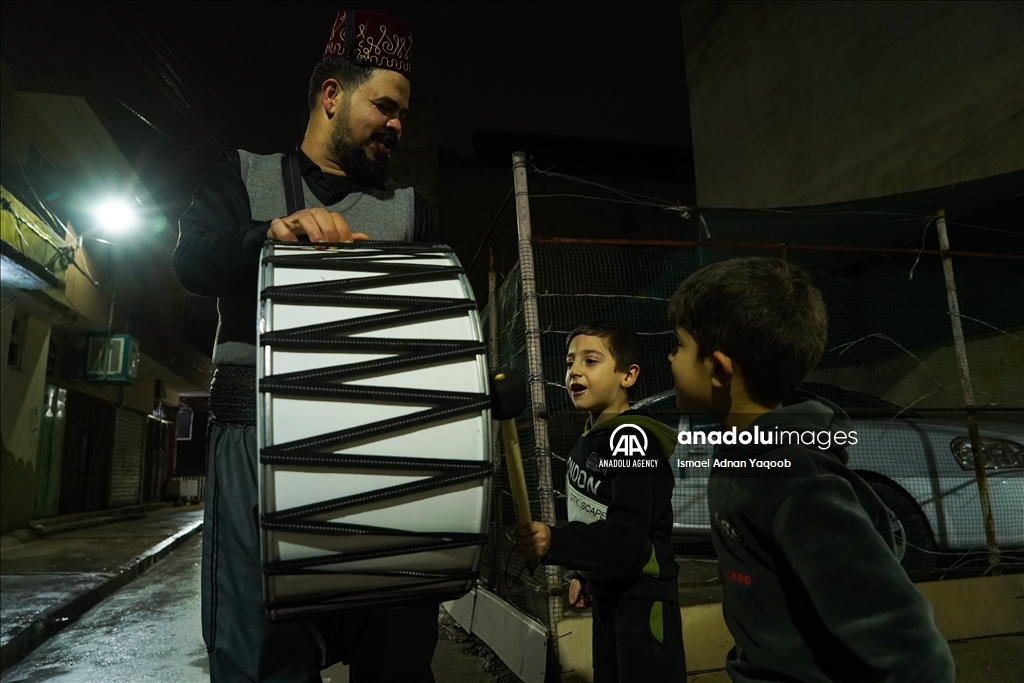 Ramadan drummer in Iraq