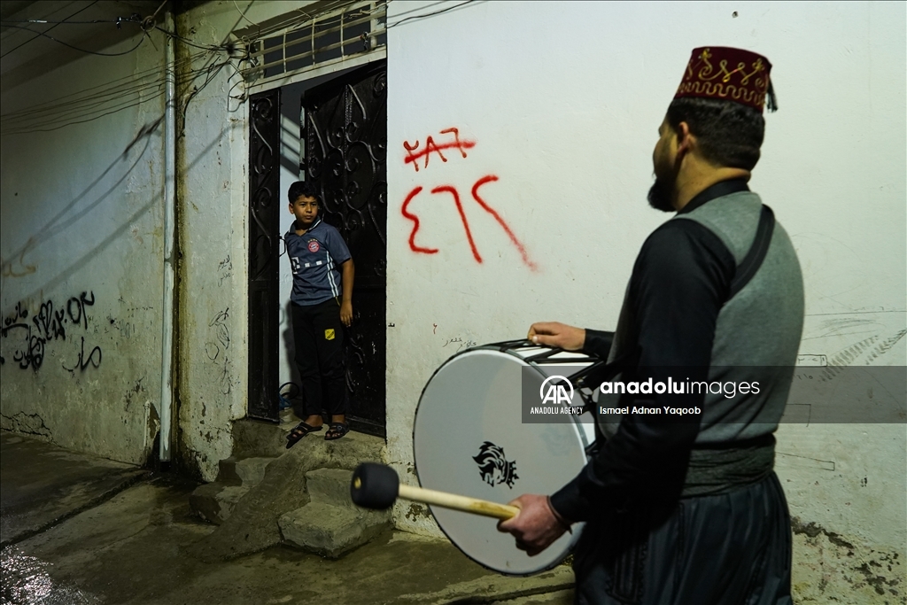 Ramadan drummer in Iraq