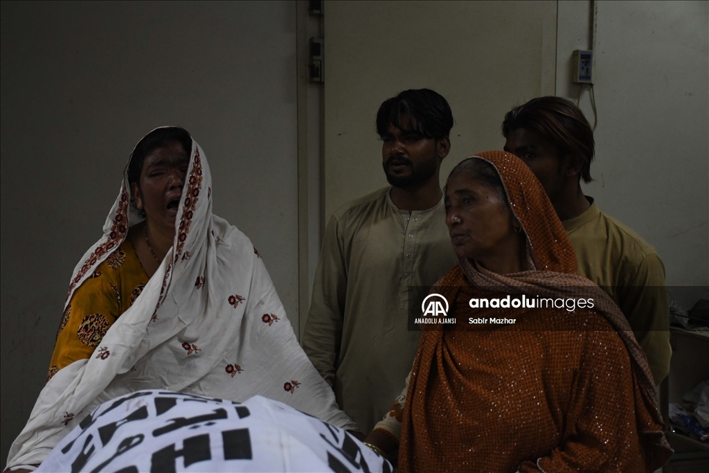 Pakistan'da izdiham: 11 ölü