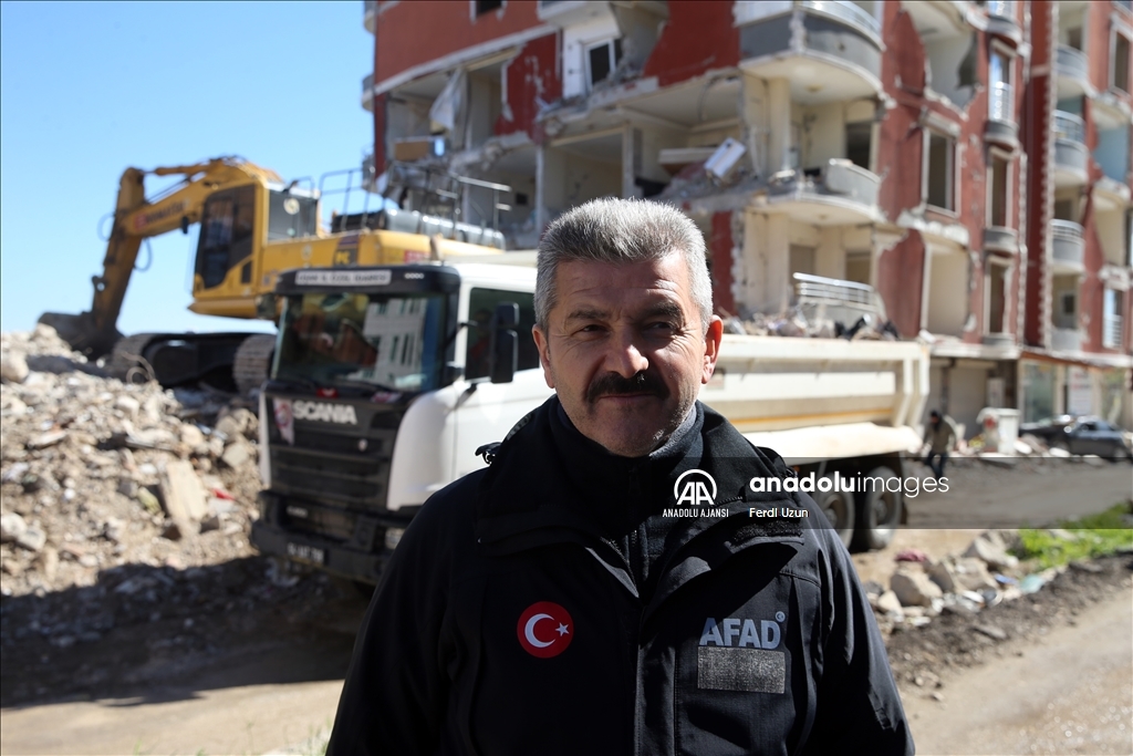 Depremin etkilediği Kırıkhan'da enkazın yüzde 54'ü kaldırıldı