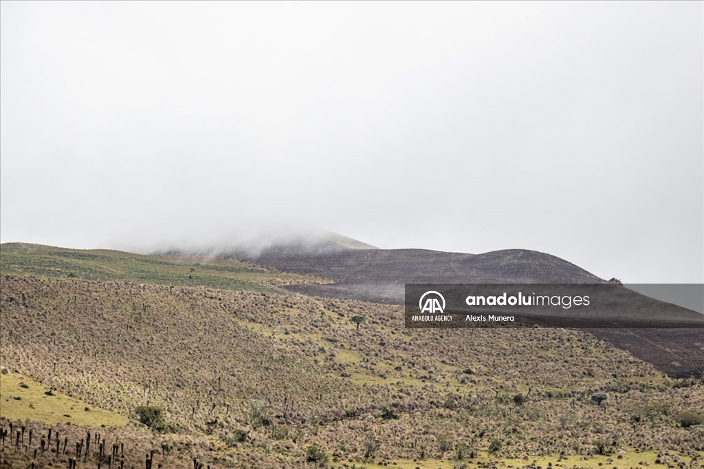 Colombian Geological Service warns against eruption of Nevado Del Ruiz volcano