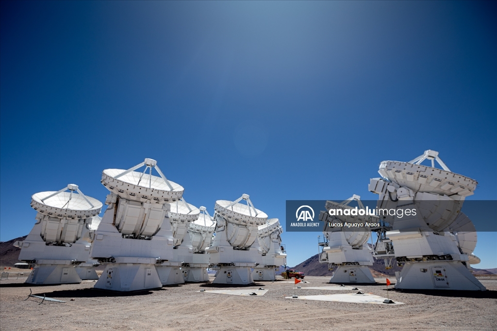 El telescopio más grande del mundo explora el espacio desde Chile