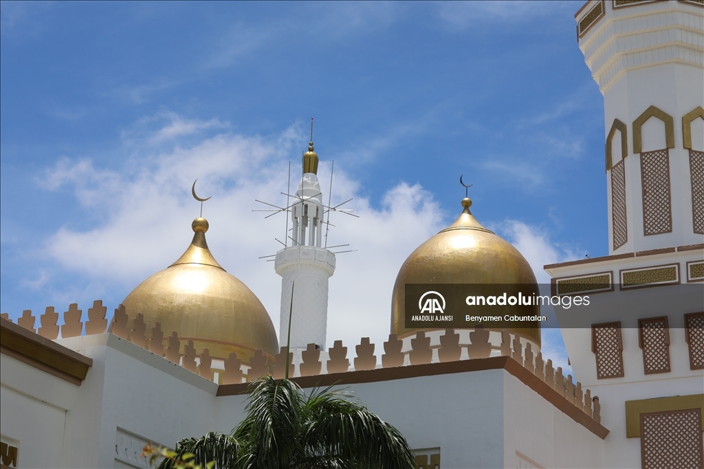 Filipinler'deki Sultan Hacı Hasan El Bulkiye Camisi