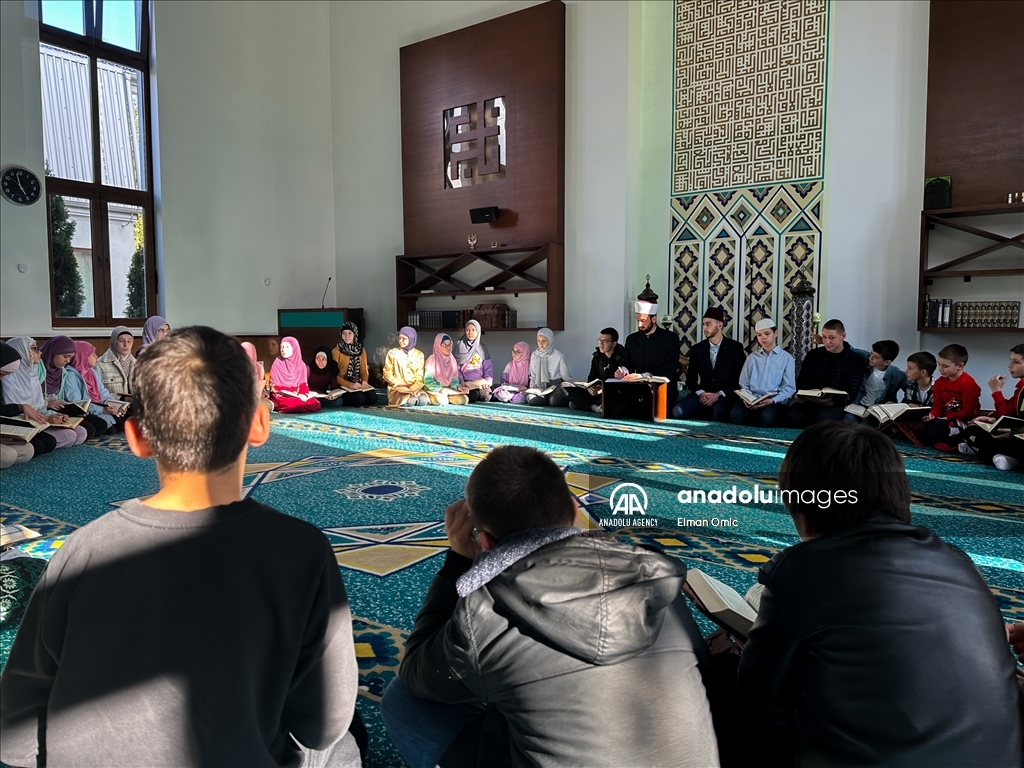 Ramazan u Sarajevu: Ljubav i toplina na dječijoj mukabeli u džamiji u Lužanima