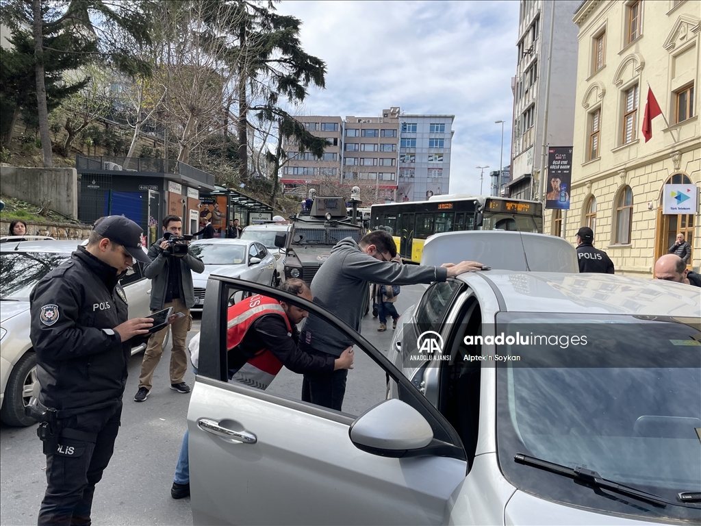 İstanbul'da "Türkiye Güven Huzur" uygulaması yapıldı