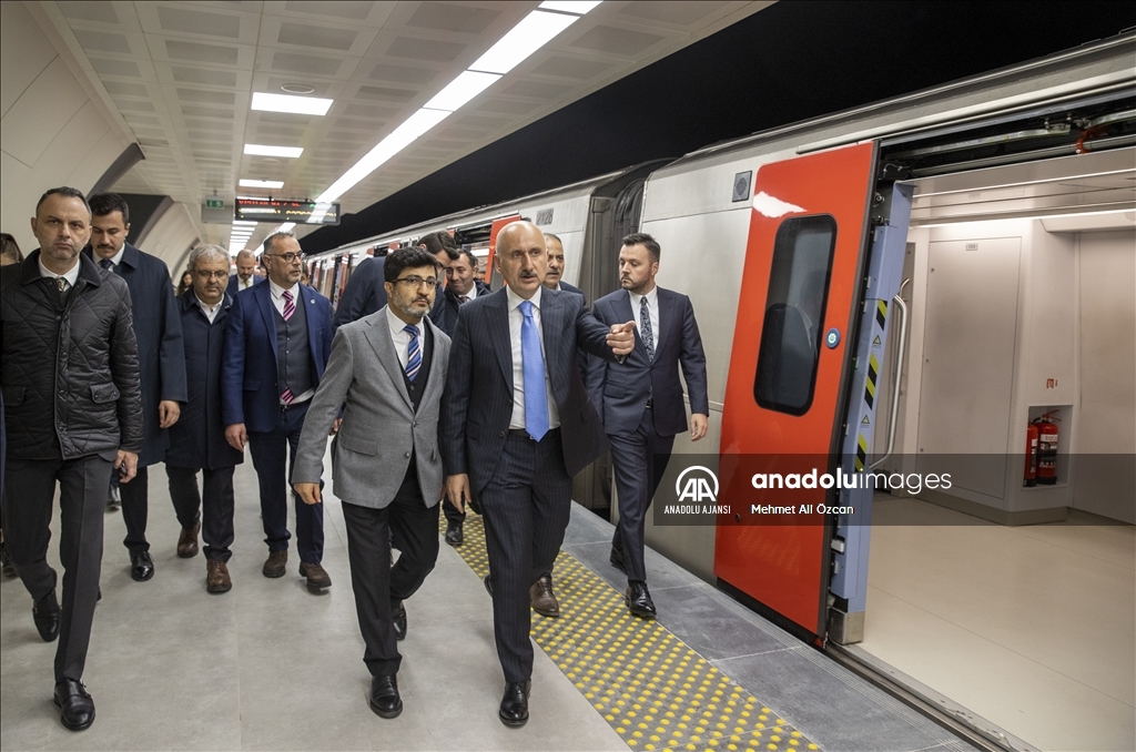 Bakan Karaismailoğlu, AKM-Gar-Kızılay Metro Hattı'nda incelemelerde bulundu