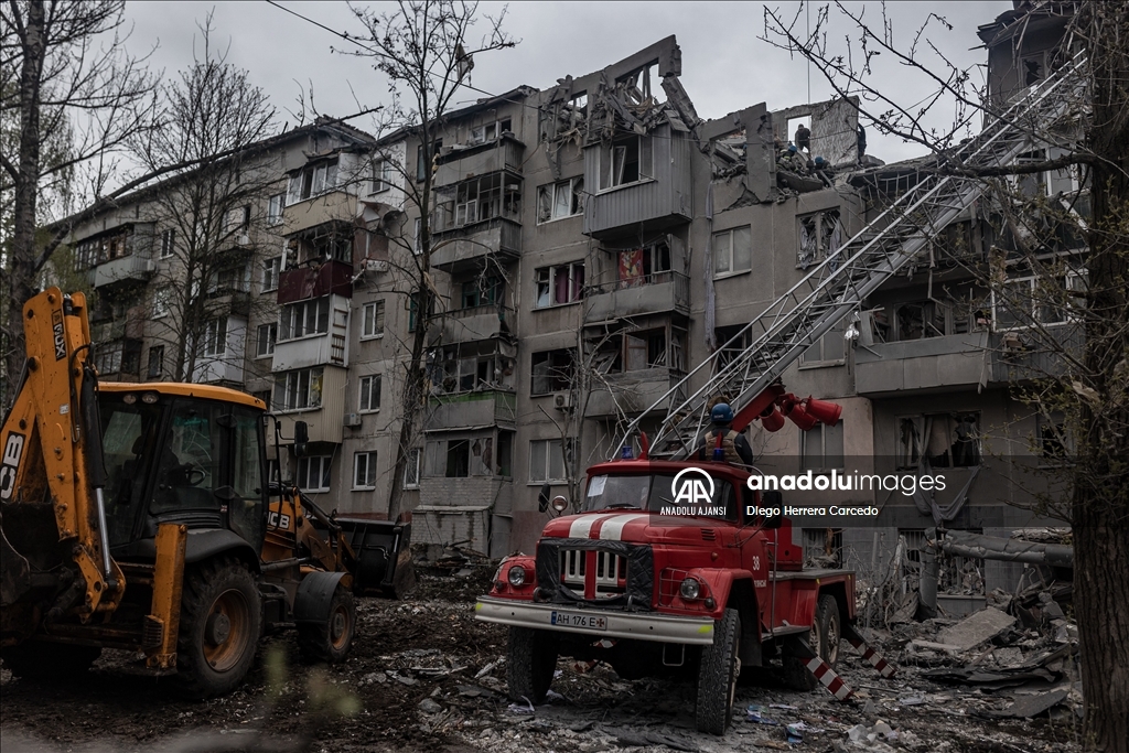 Rusya'nın Slovyansk'a yönelik füze saldırılarında 5 kişi öldü, 15 kişi yaralandı