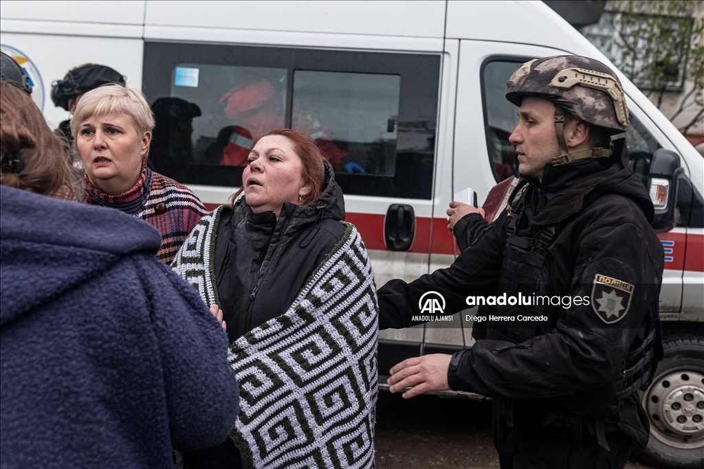 Rusya'nın Slovyansk'a yönelik füze saldırılarında 5 kişi öldü, 15 kişi yaralandı