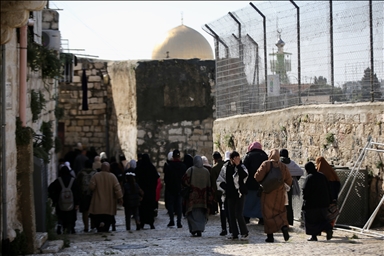 حضور فلسطینیان در مسجدالاقصی برای ادای آخرین نماز جمعه ماه رمضان