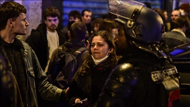 Pension reform demonstrations continue in Paris
