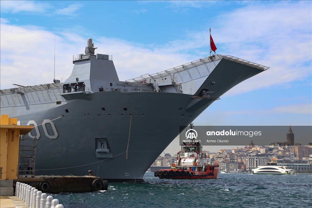 TCG Anadolu, Sarayburnu Limanı'nda vatandaşların ziyaretine açılacak