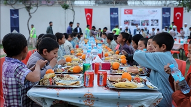 افطاری «تیکا» برای ایتام در افغانستان