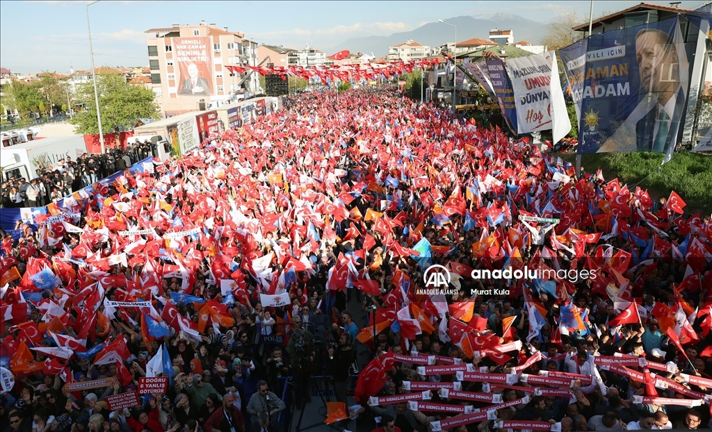 Cumhurbaşkanı ve AK Parti Genel Başkanı Recep Tayyip Erdoğan