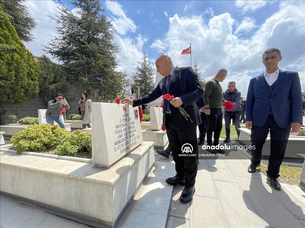 Niğda'de Ramazan Bayramı arifesinde şehitlikler ziyaret edildi