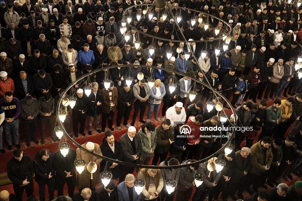 İstanbul'da bayram namazı kılındı