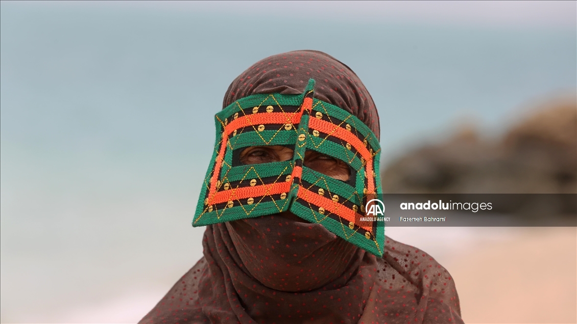 زنان جزیره هنگام؛ از ماهیگیری تا برقع‌دوزی