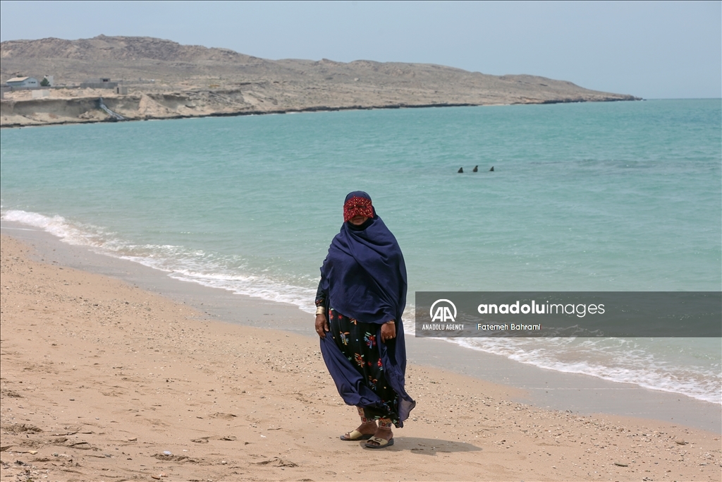 زنان جزیره هنگام؛ از ماهیگیری تا برقع‌دوزی