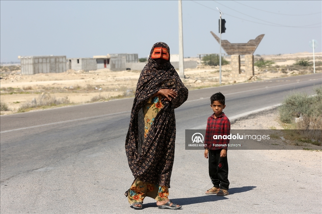 زنان جزیره هنگام؛ از ماهیگیری تا برقع‌دوزی