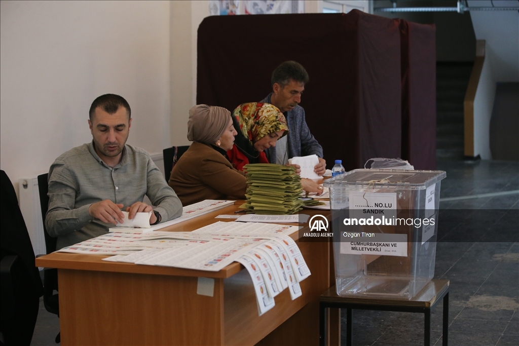پرۆسەی دەنگدان بۆ هەڵبژاردنەکانی تورکیا لە دەروازە سنوورییەکان دەستی پێ کرد