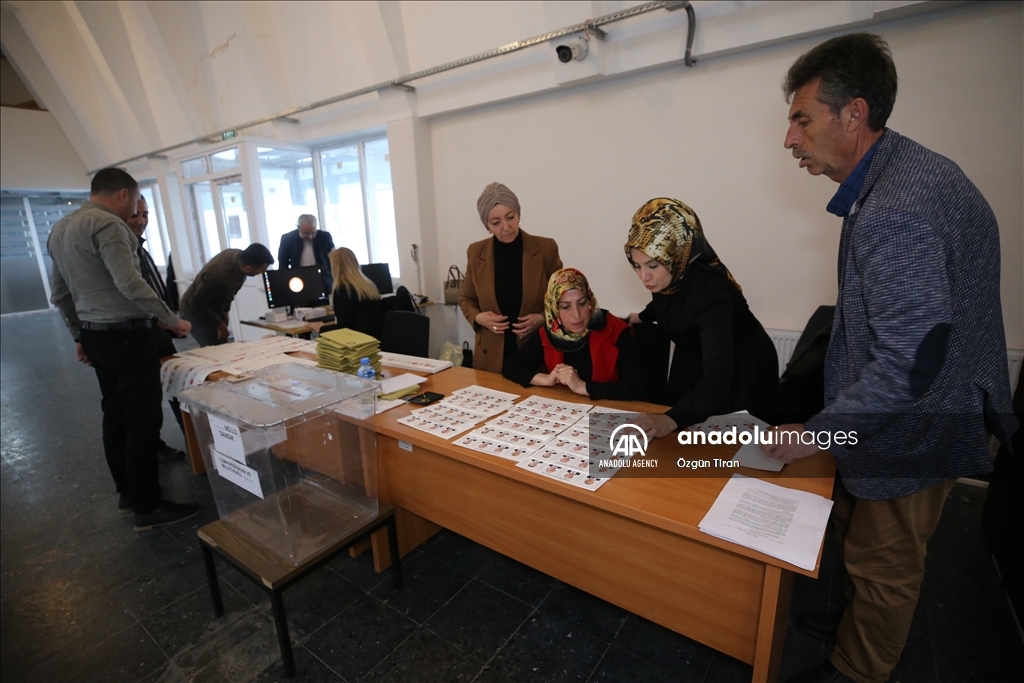 پرۆسەی دەنگدان بۆ هەڵبژاردنەکانی تورکیا لە دەروازە سنوورییەکان دەستی پێ کرد