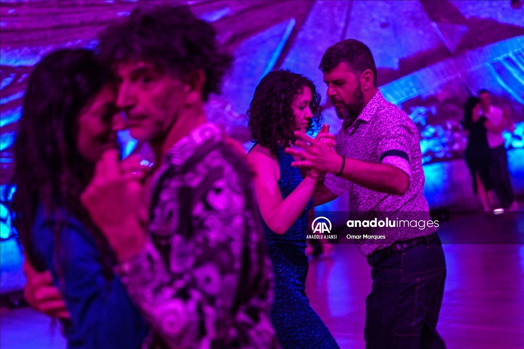 Uluslararası Tango Festivali Polonya'daki Wieliczka Tuz Madeni'nde kutlandı