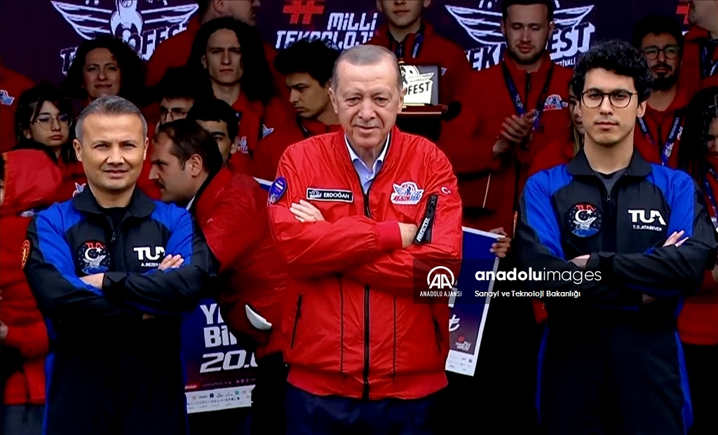 Cumhurbaşkanı Erdoğan, Türkiye'nin uzay yolcularını açıkladı