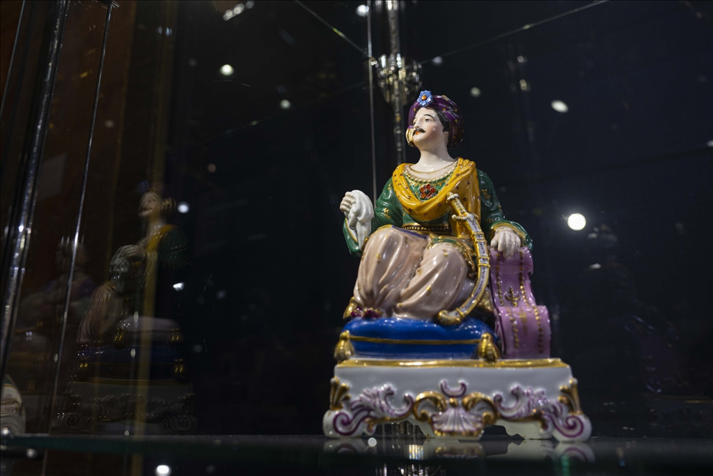 Famous London auction house makes multimillion-pound sale of rare Islamic art pieces