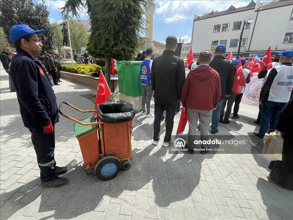 Bolu'da 1 Mayıs Emek ve Dayanışma Günü kutlanıyor