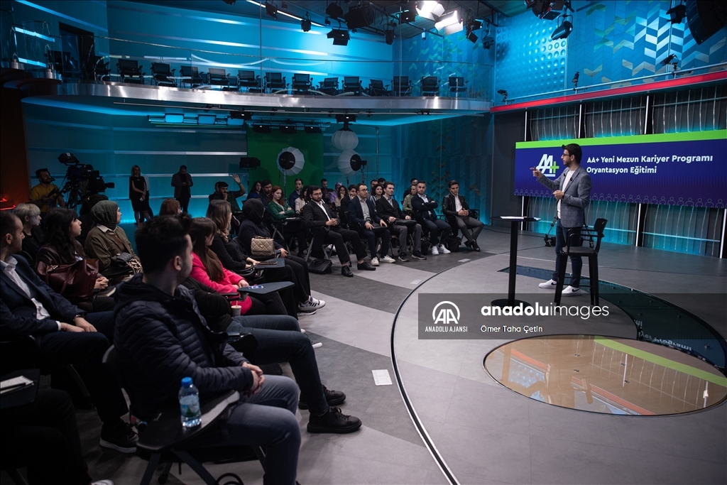 "AA+ Yeni Mezun Kariyer Programı Oryantasyon Eğitimi" başladı