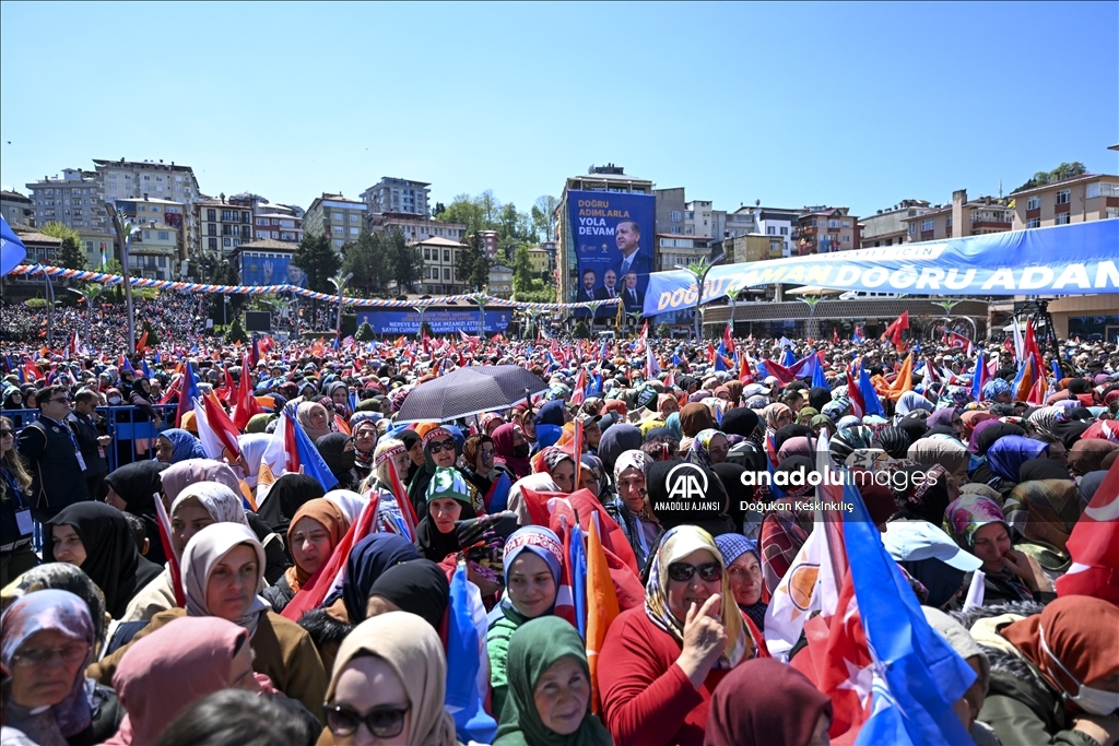 Cumhurbaşkanı ve AK Parti Genel Başkanı Erdoğan, Rize'de