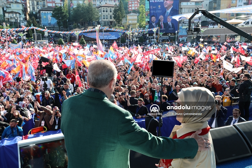 Cumhurbaşkanı ve AK Parti Genel Başkanı Erdoğan, Rize'de