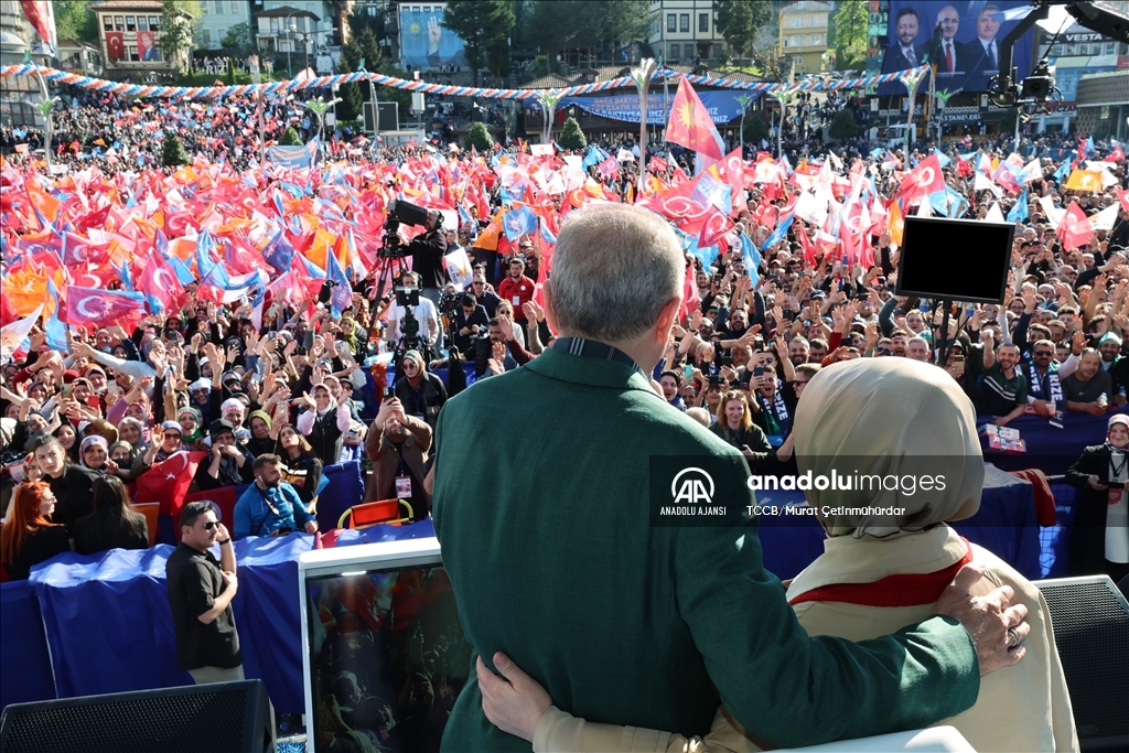 Cumhurbaşkanı ve AK Parti Genel Başkanı Erdoğan, Rize'de