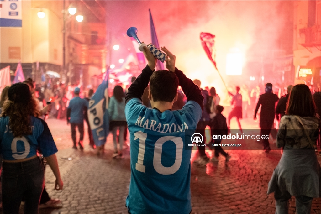 Napoli, İtalya Serie A'da 33 yıl aradan sonra şampiyon oldu