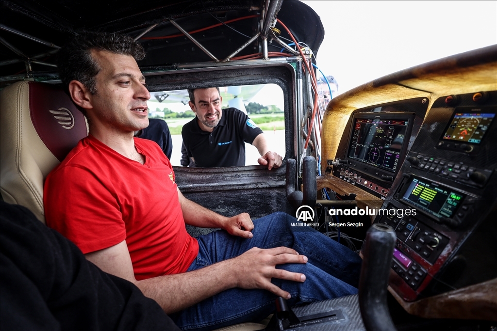 هواپیمای آموزشی «تروی T200» ترکیه برای اولین بار روی باند فرود آمد