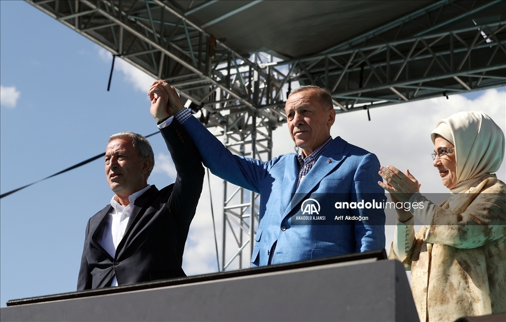 Cumhurbaşkanı ve AK Parti Genel Başkanı Erdoğan, partisinin Kayseri mitinginde konuştu