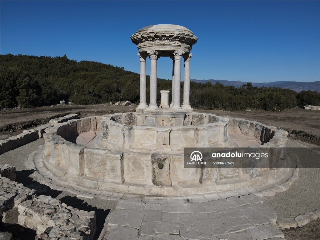 Kibyra'da ayağa kaldırılan anıtsal çeşmeden 1300 yıl sonra su akacak