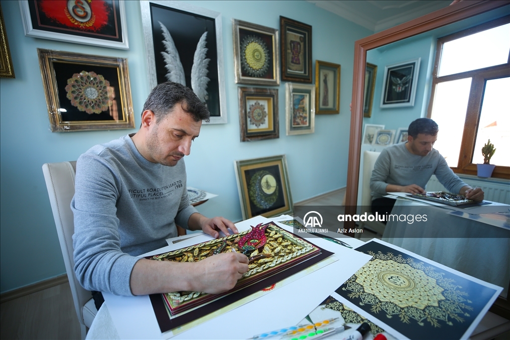 Arkadaş tavsiyesiyle başladığı rölyef sanatı terapi oldu