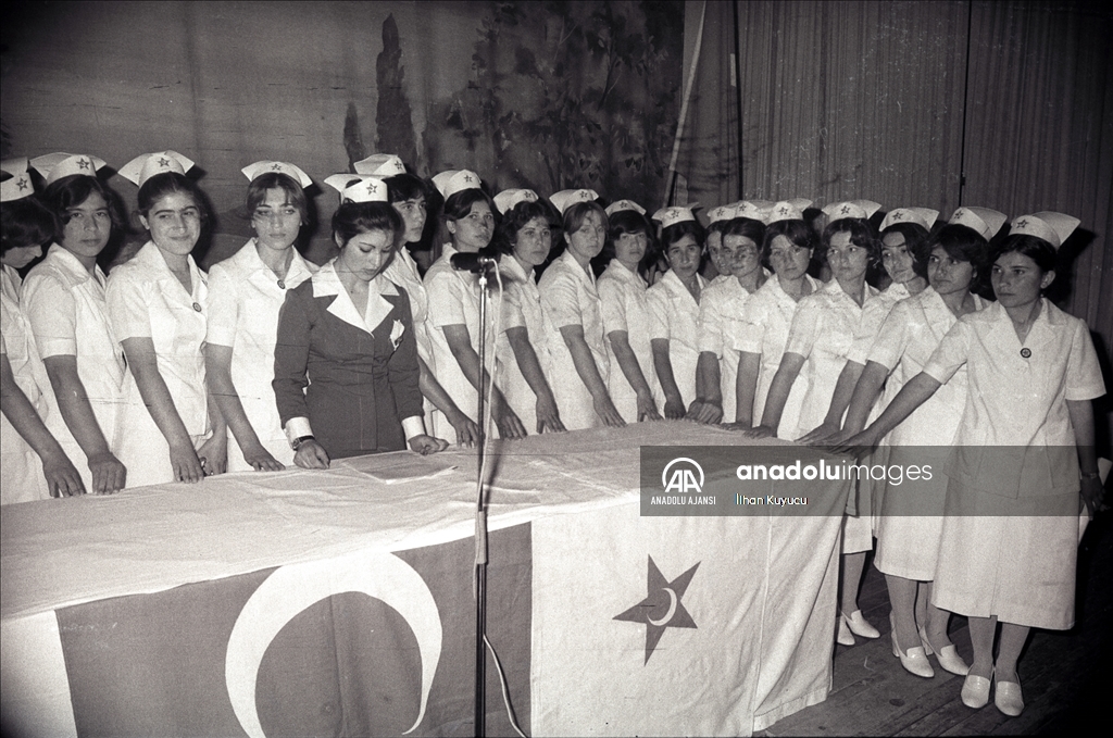 Türkiye Çocuk Esirgeme Kurumu Özel Hemşire Lisesi'nde diploma töreni düzenlendi
