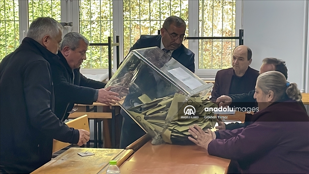 Türkiye genelinde oy verme işlemi sona erdi