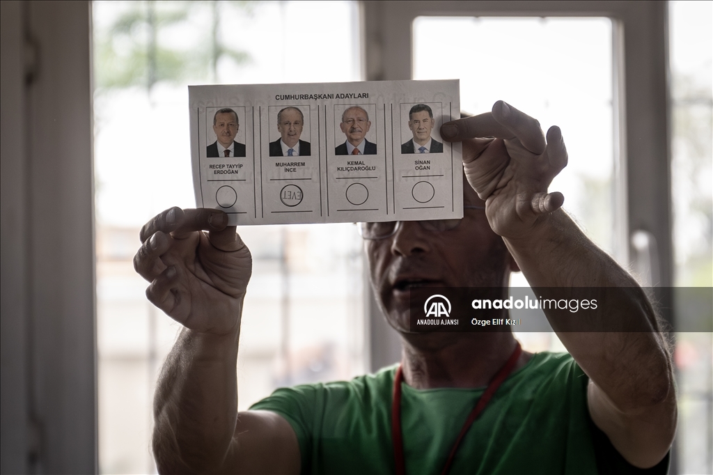 Türkiye genelinde oy verme işlemi sona erdi
