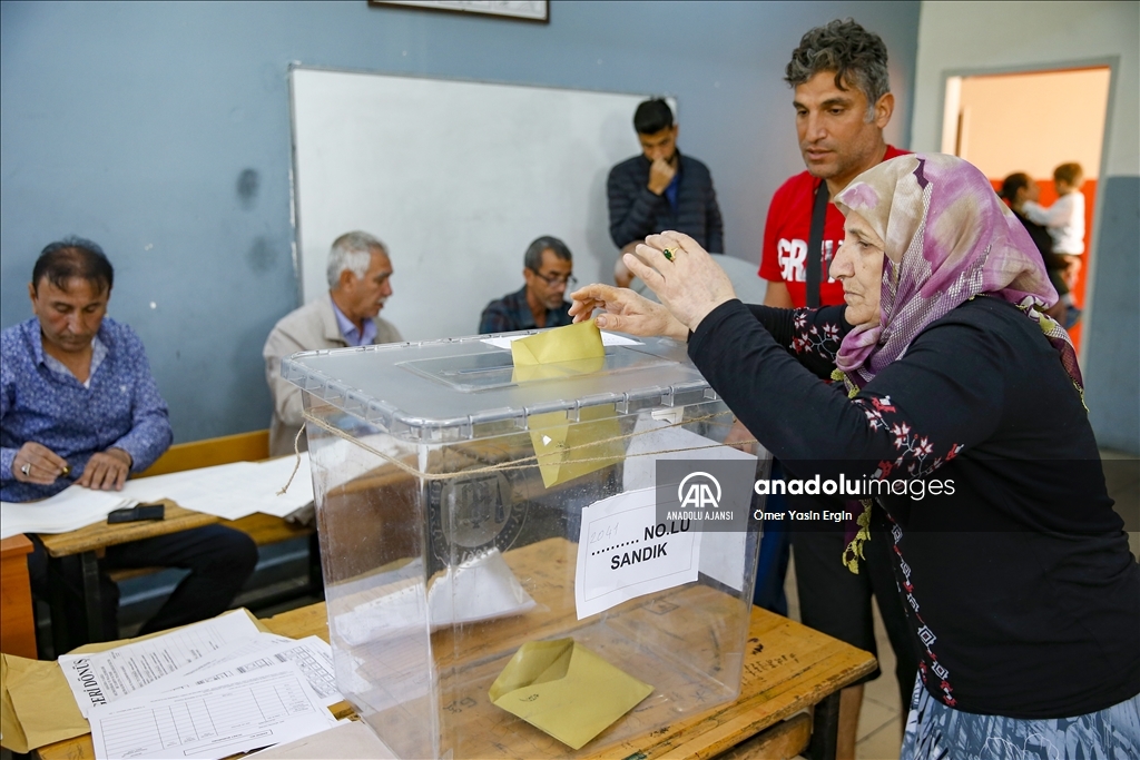 Türkiye sandık başında