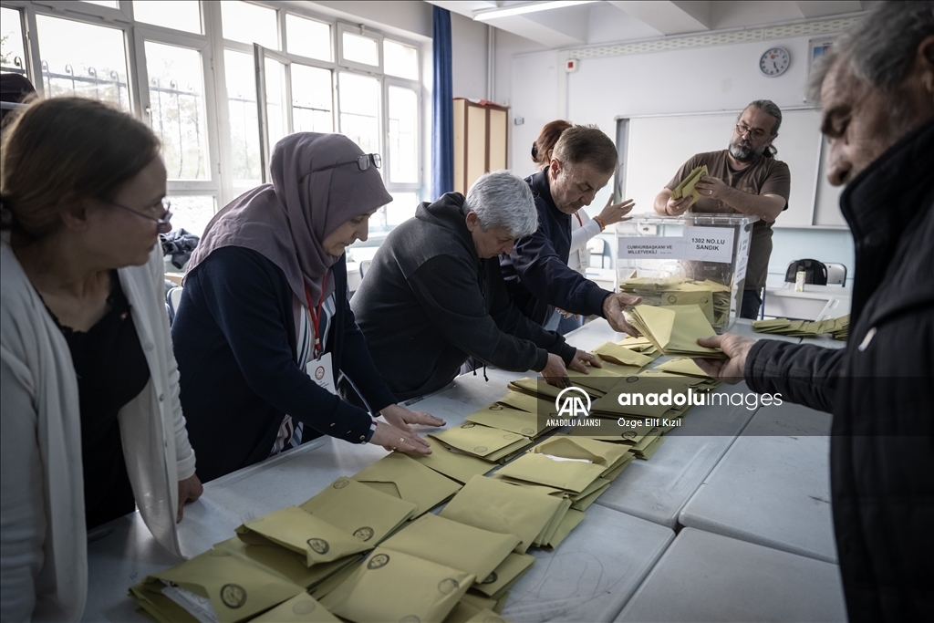 Türkiye genelinde oy verme işlemi sona erdi