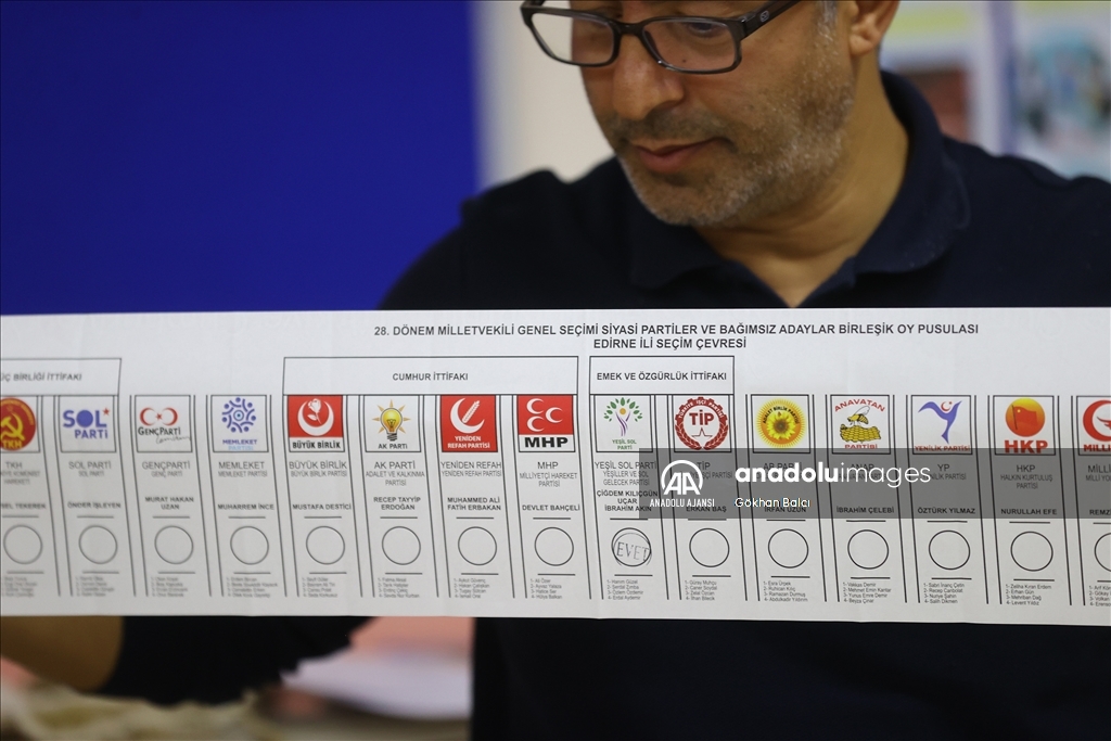 Türkiye genelinde oy verme işlemi sona erdi