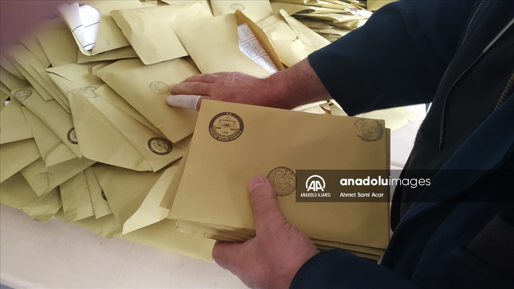 Türkiye genelinde oy verme işlemi sona erdi