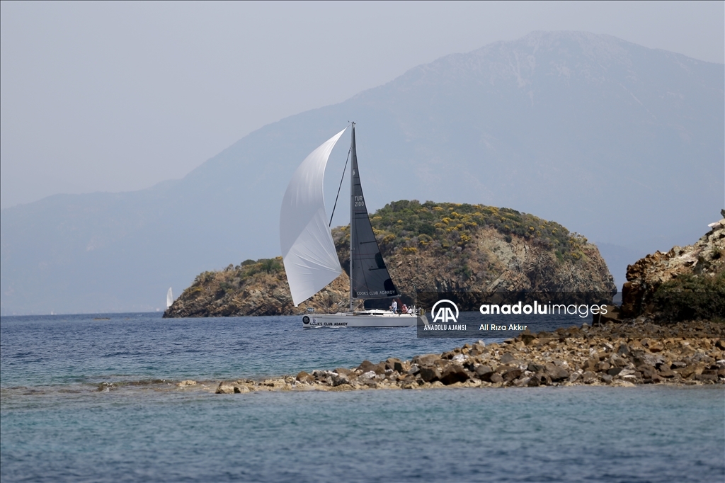 Şarık Tara-Atatürk'ü Anma Gençlik Kupası Yelken Yarışları, Göcek'te başladı