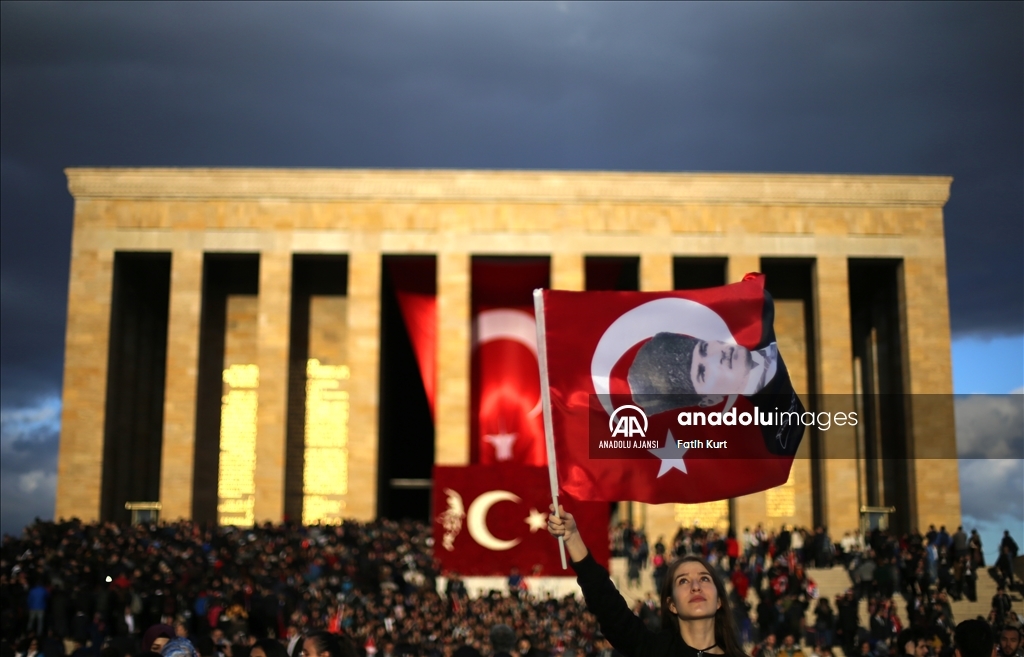19 Mayıs'ta Anıtkabir doldu taştı